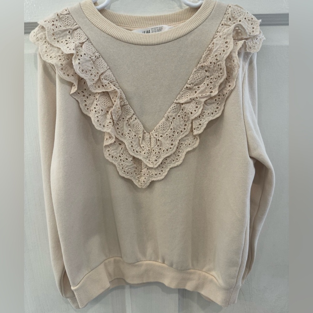 H&M Girls Cream Ruffled Sweatshirt Size 6-8